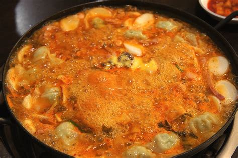 송탄부대찌개: 전쟁의 맛, 평화의 향기