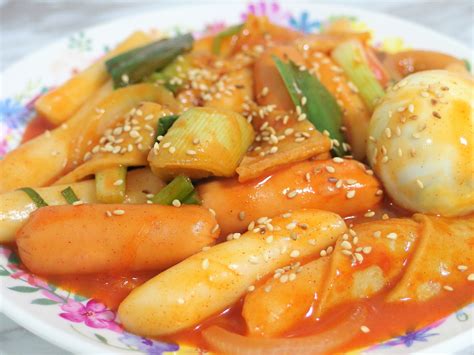 떡볶이 추천: 매콤함과 달콤함의 조화를 찾아서